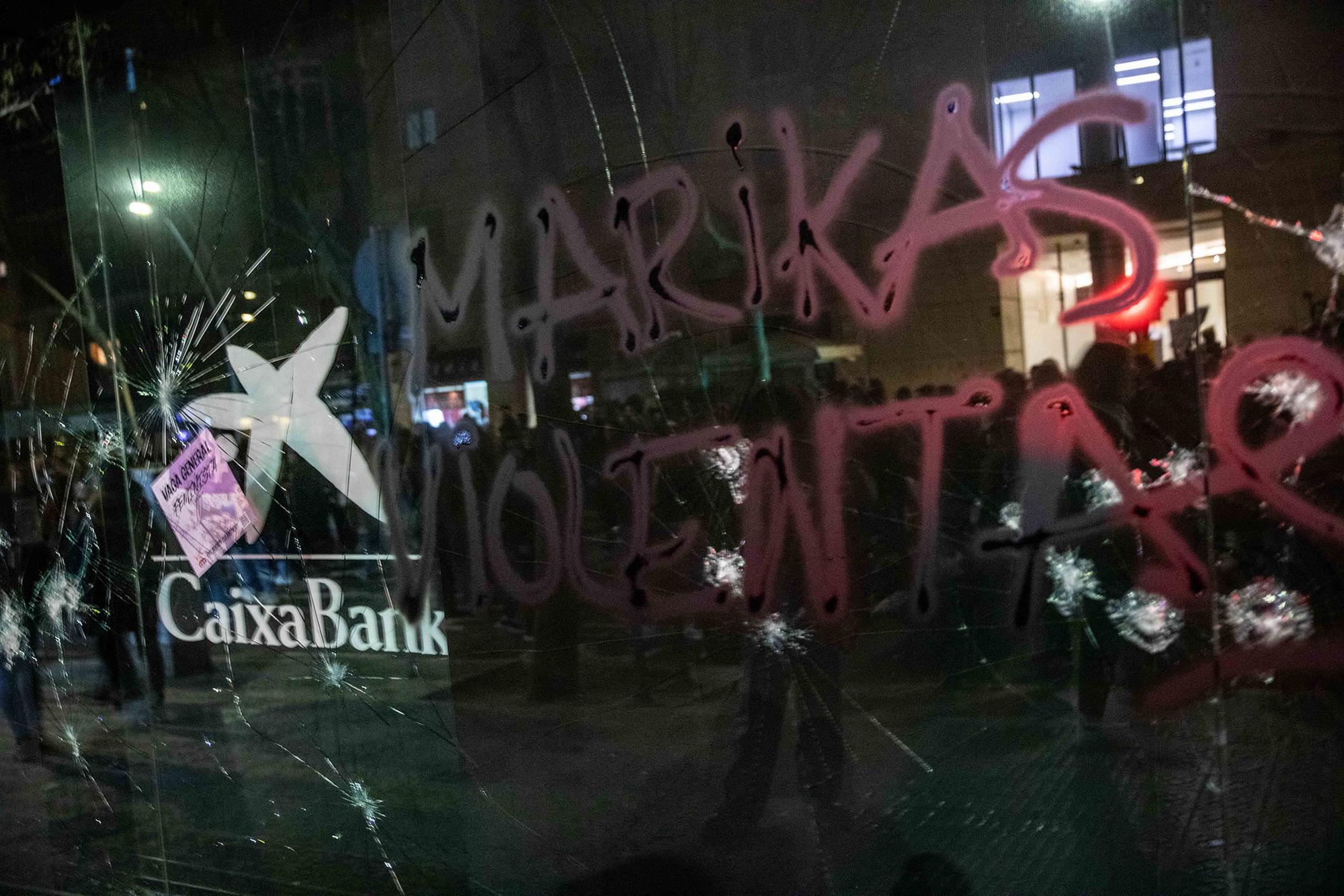 Mani 7N Se va a armar la gorda  Barcelona - 8